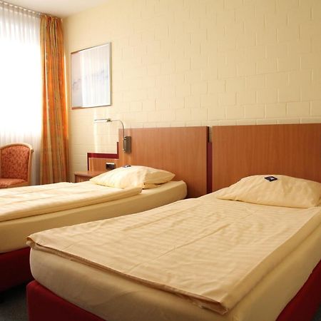 Rtb-Hotel - Sportschule Bergisch Gladbach Dış mekan fotoğraf
