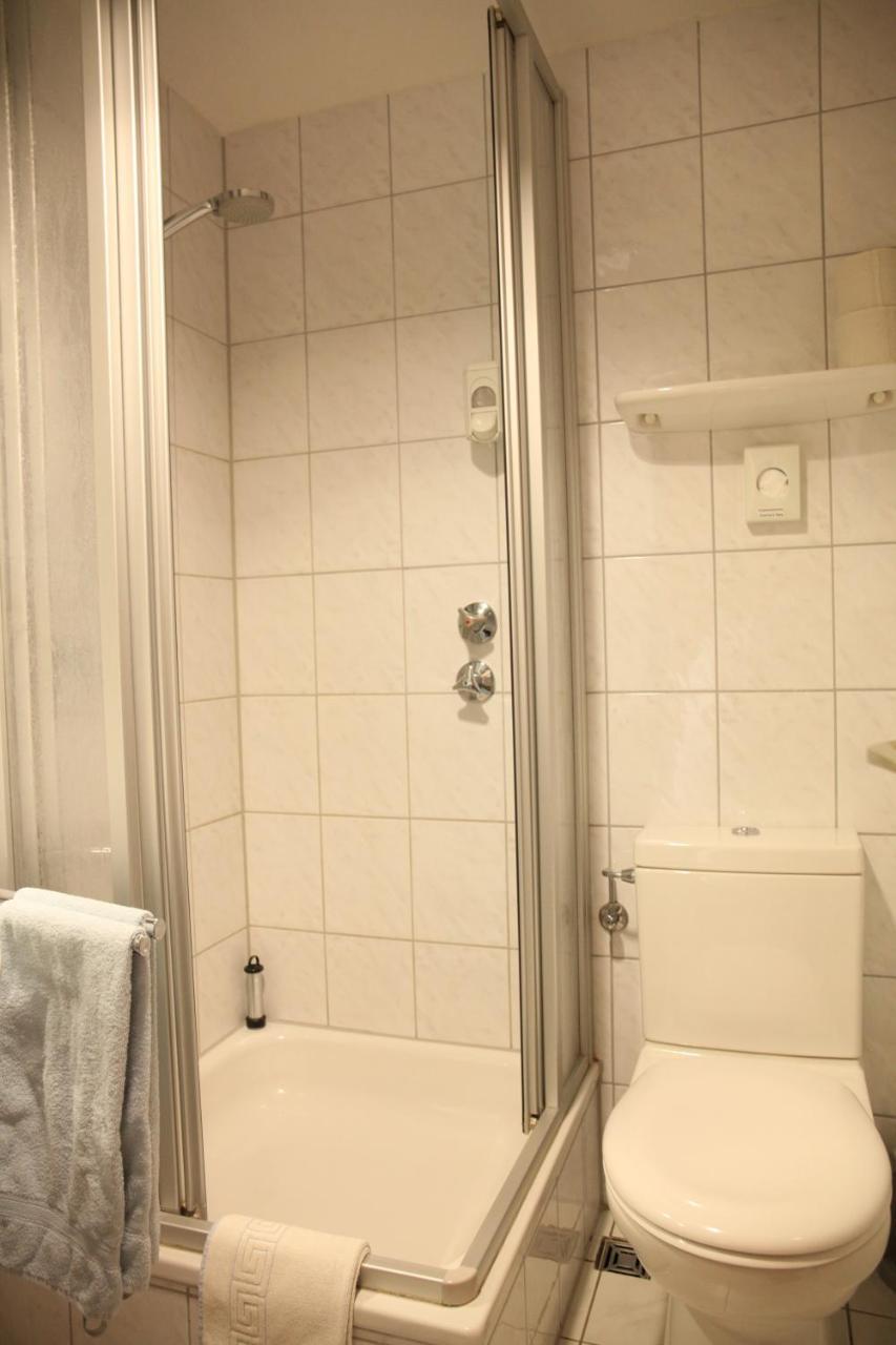 Rtb-Hotel - Sportschule Bergisch Gladbach Dış mekan fotoğraf