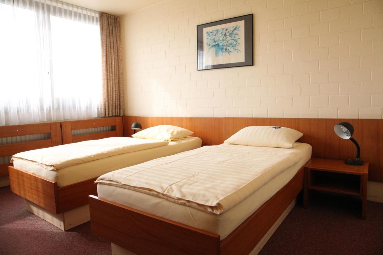 Rtb-Hotel - Sportschule Bergisch Gladbach Dış mekan fotoğraf